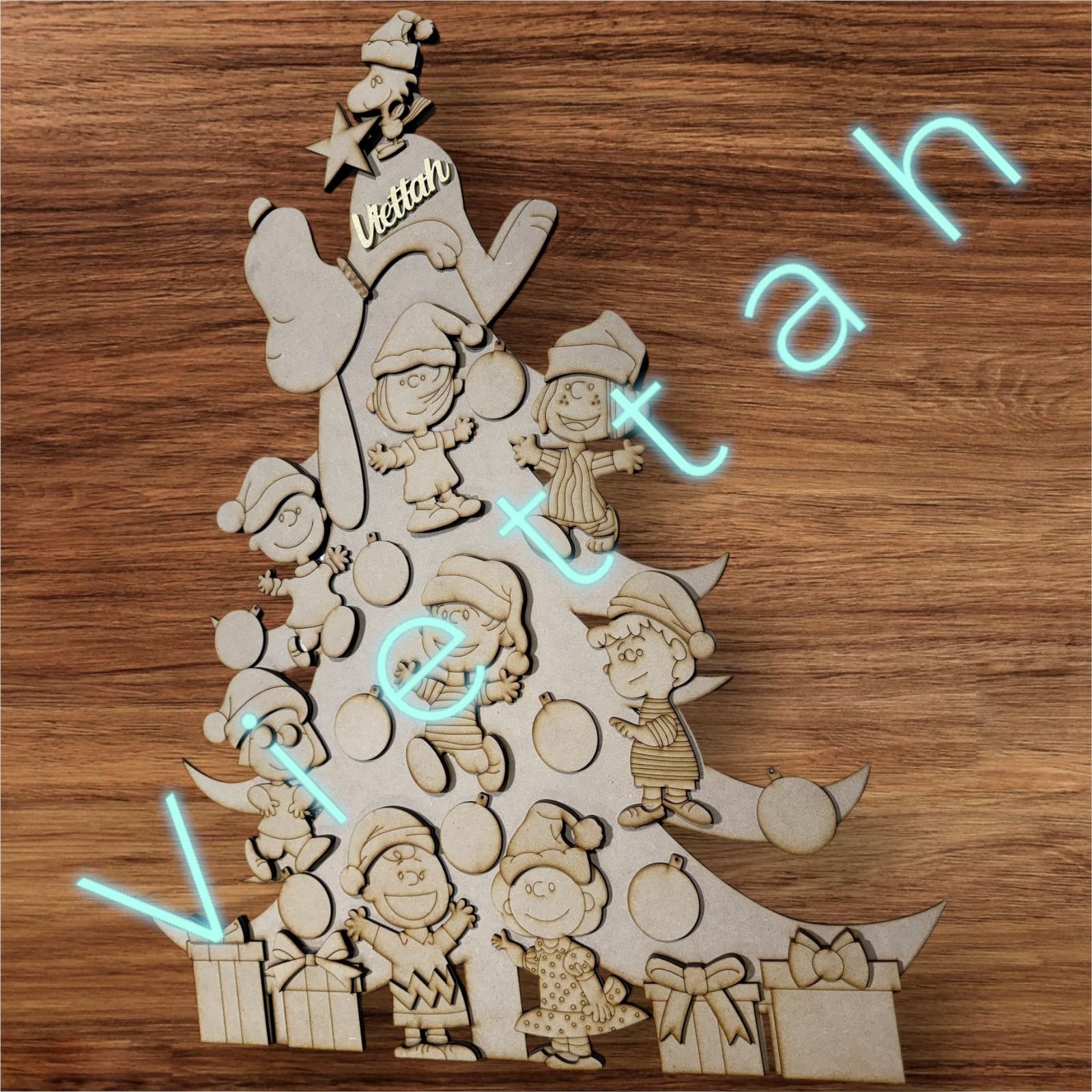 ARBOL NAVIDEÑO DE NUESTRO QUERIDO PERRO BLANCO